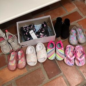 Toddler Girls Shoes Lot size 5